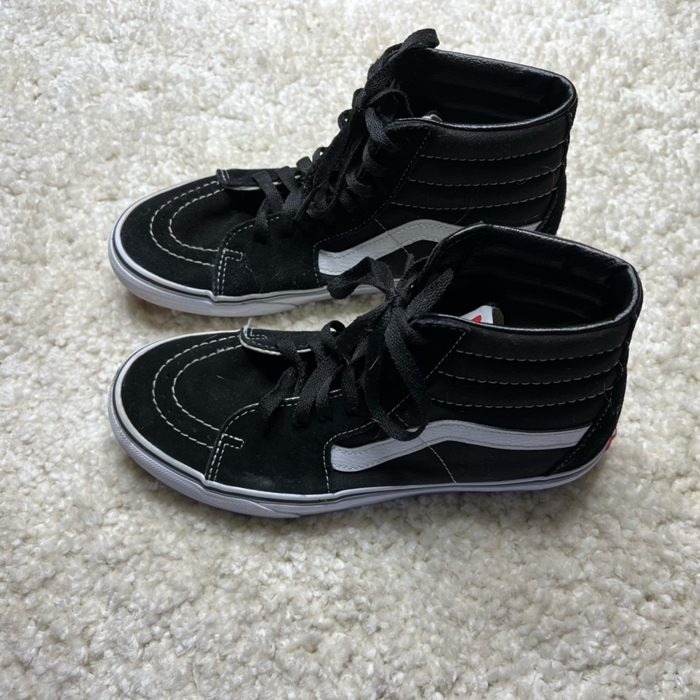 High top Vans old school tennis skate shoes Men’s 7.5